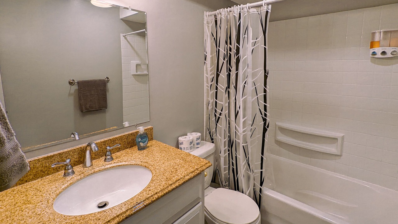 Photo of Bathroom in Lenexa