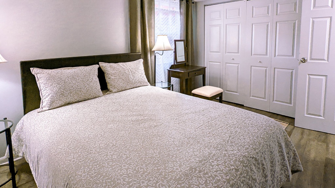 Photo of Bedroom in Lenexa