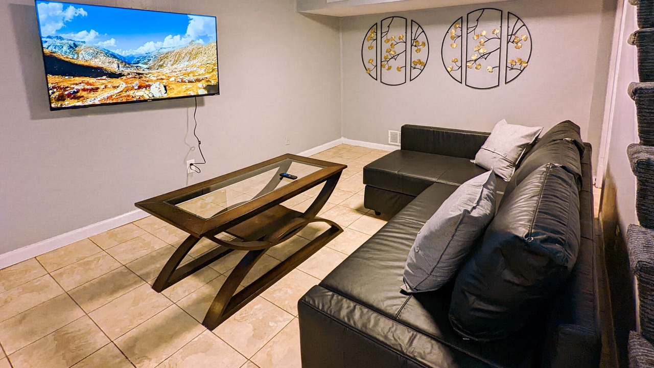 Photo of Livingroom in Lenexa