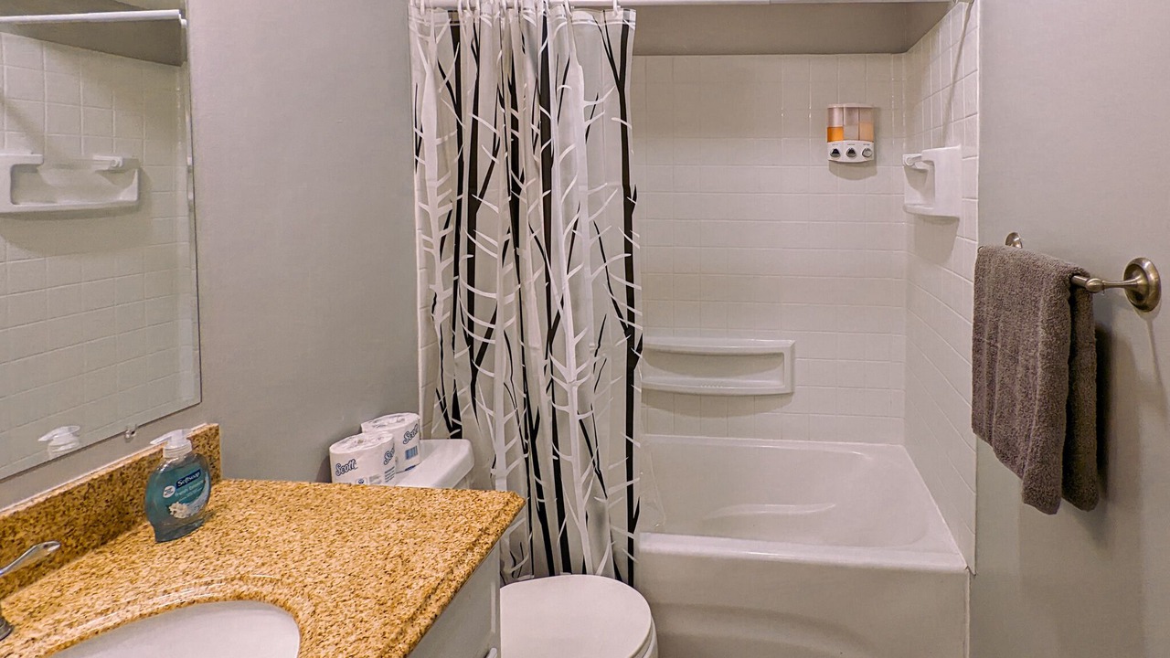 Photo of Bathroom in Lenexa