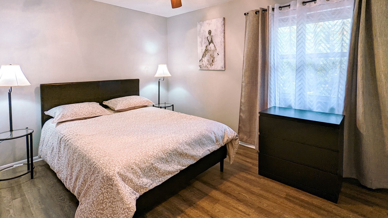 Photo of Bedroom in Lenexa