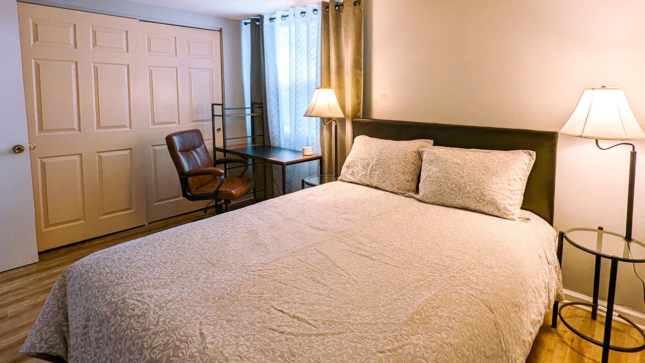 Photo of Bedroom in Lenexa
