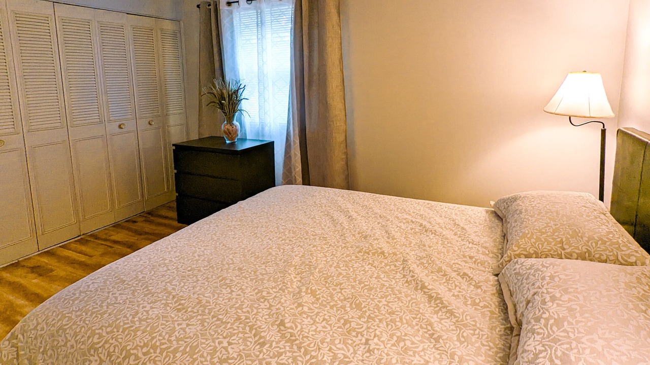 Photo of Bedroom in Lenexa