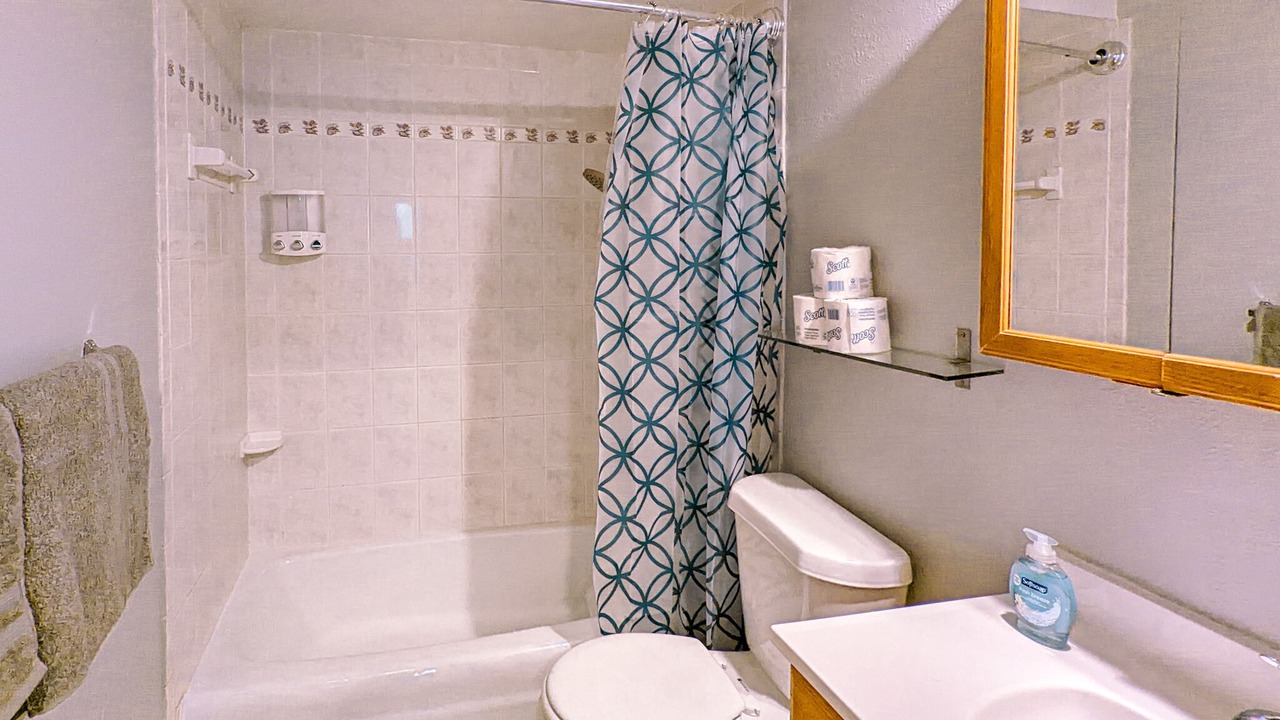 Photo of Bathroom in Lenexa