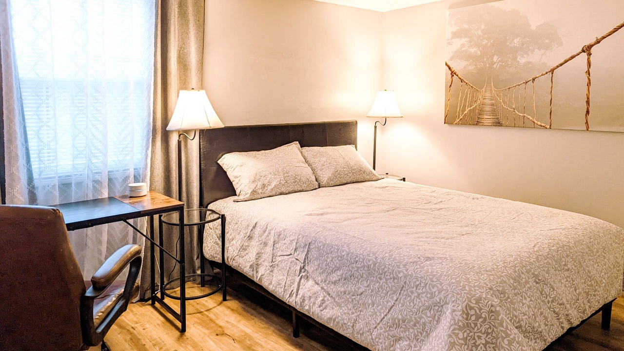 Photo of Bedroom in Lenexa