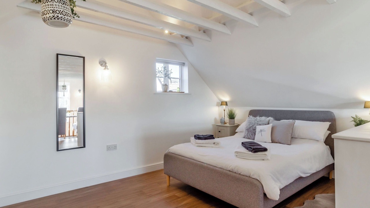 Photo of Others in Diss