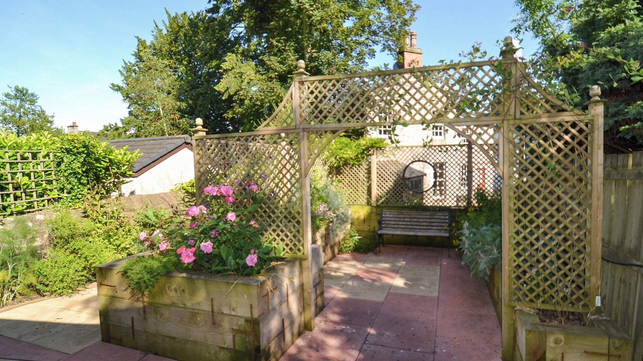 Photo of Outdoor in Annan