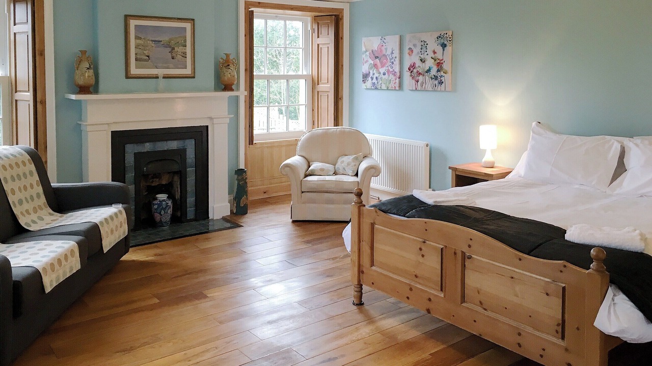 Photo of Others in Annan