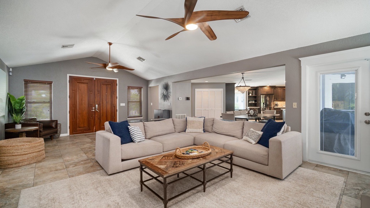 Photo of Livingroom in Tierra Verde
