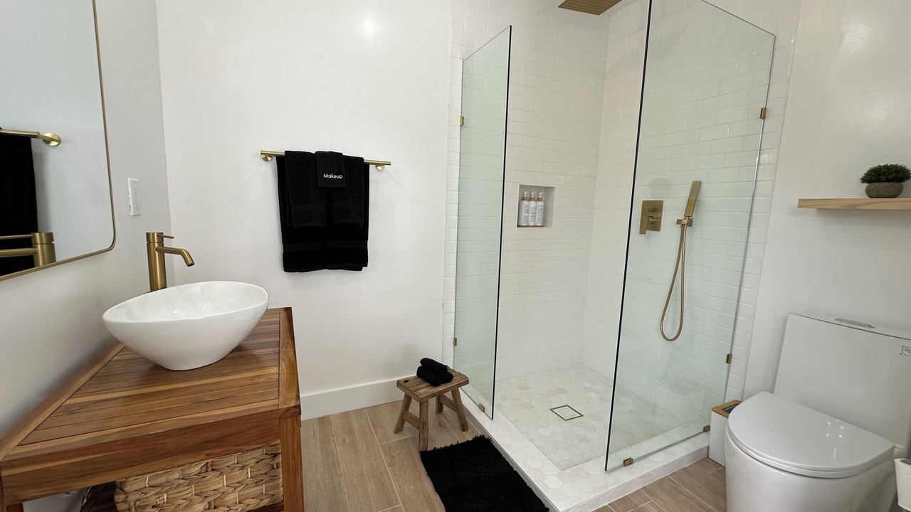 Photo of Bathroom in West Little Havana