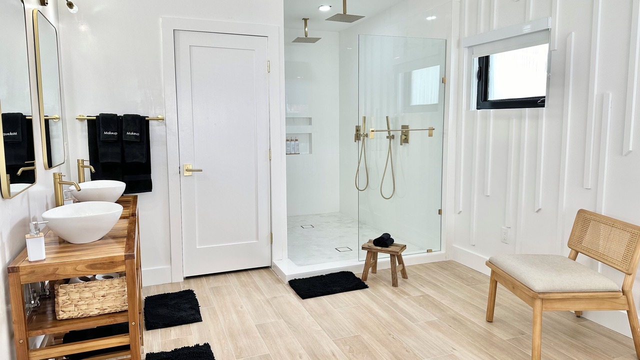 Photo of Bathroom in West Little Havana