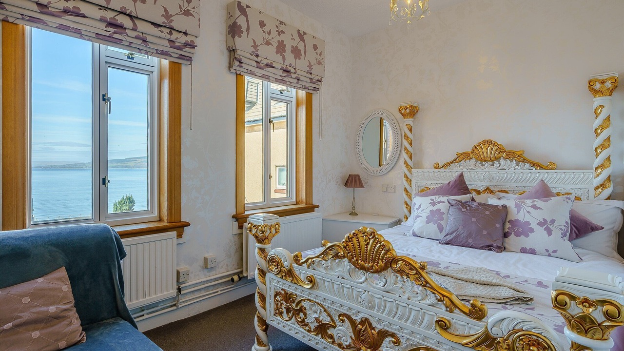 Photo of Others in Skelmorlie