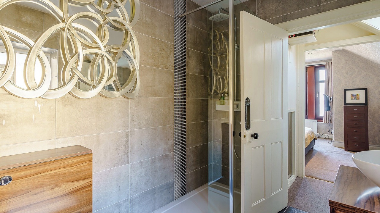 Photo of Others in Skelmorlie