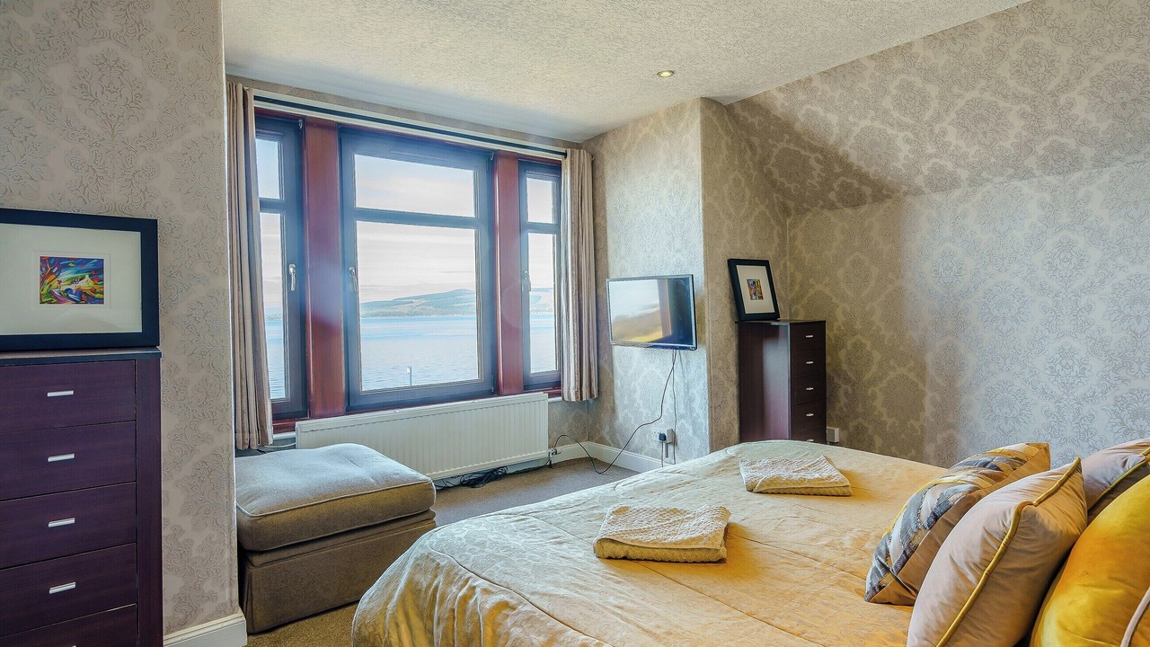 Photo of Others in Skelmorlie