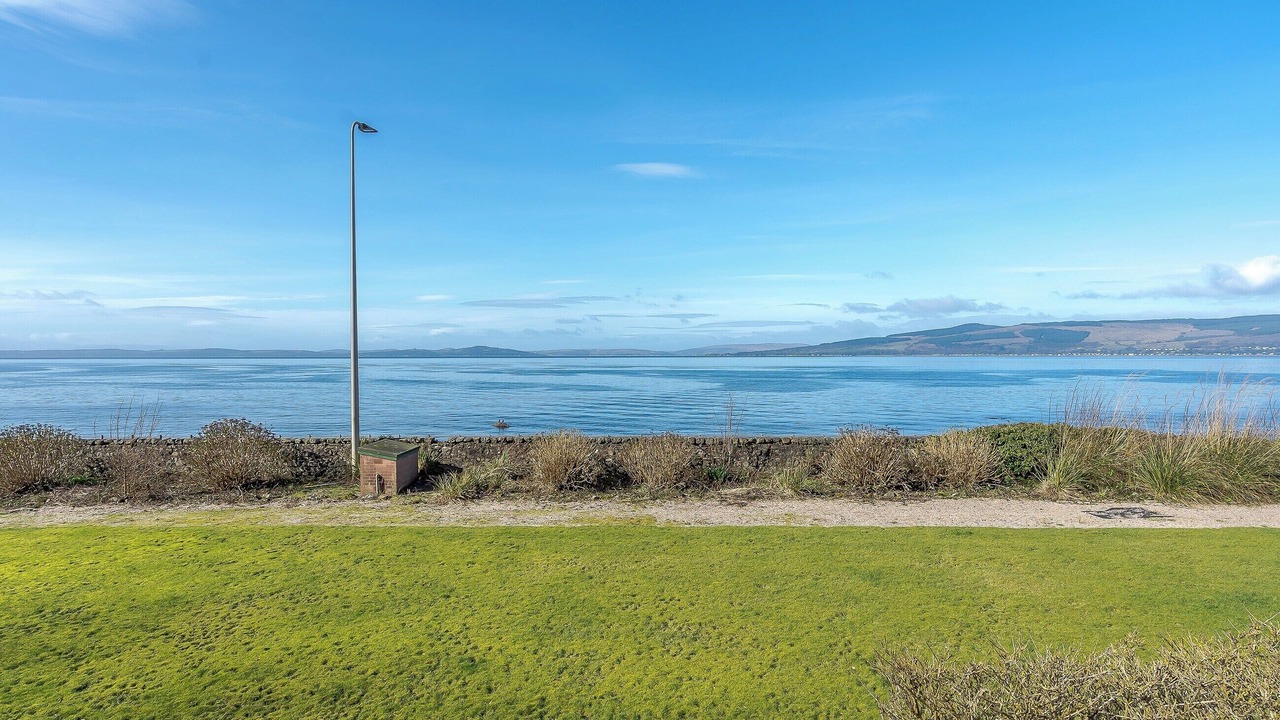 Photo of Others in Skelmorlie