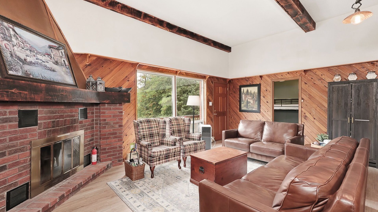 Photo of Livingroom in Meaford