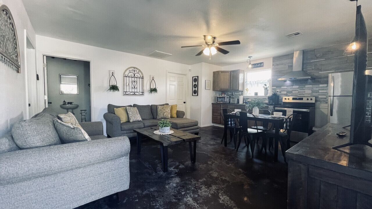 Photo of Livingroom in Checotah
