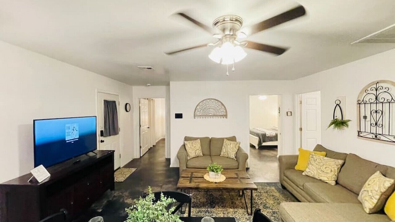 Photo of Livingroom in Checotah