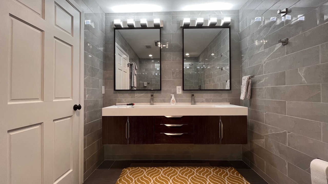 Photo of Bathroom in Roswell