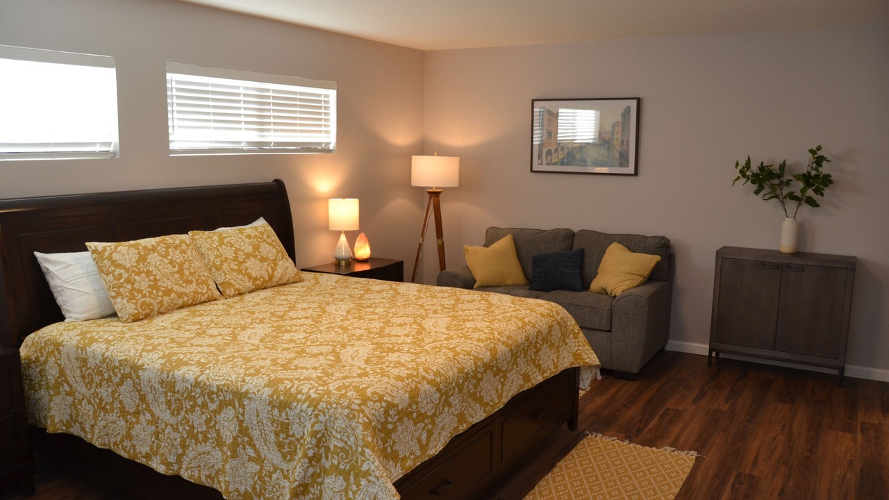 Photo of Bedroom in Roswell