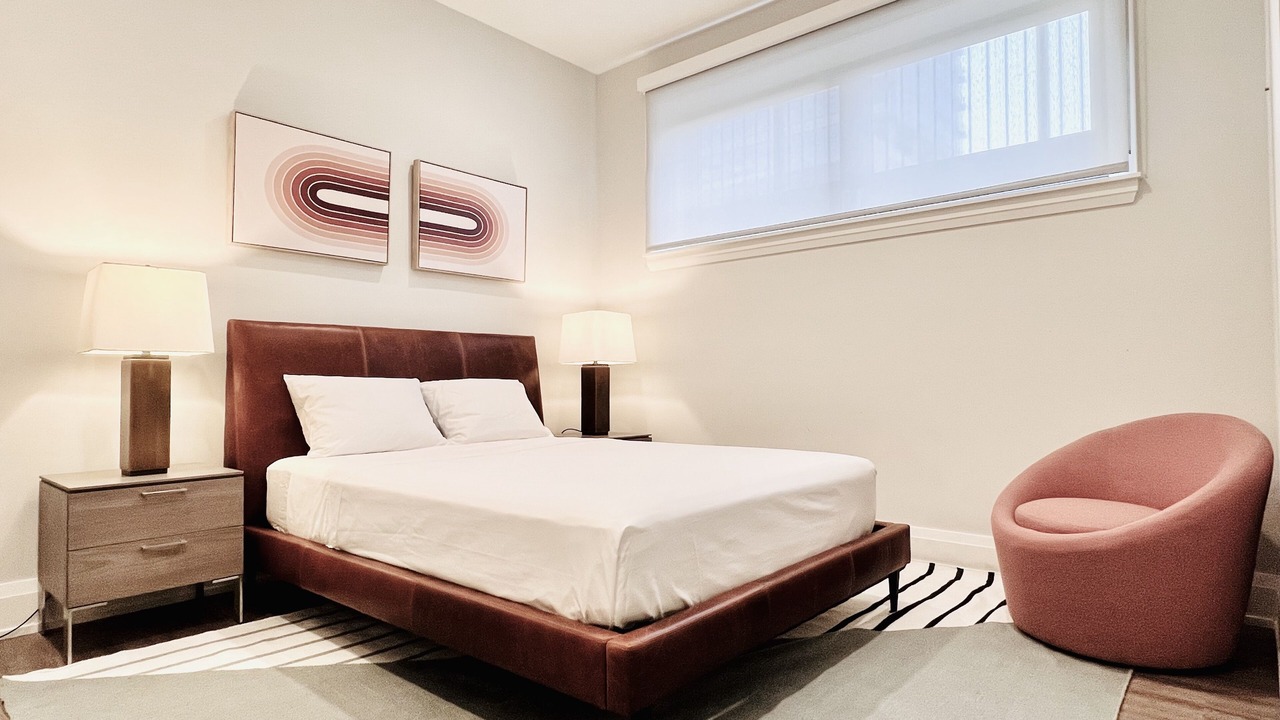 Photo of Bedroom in Near North Side