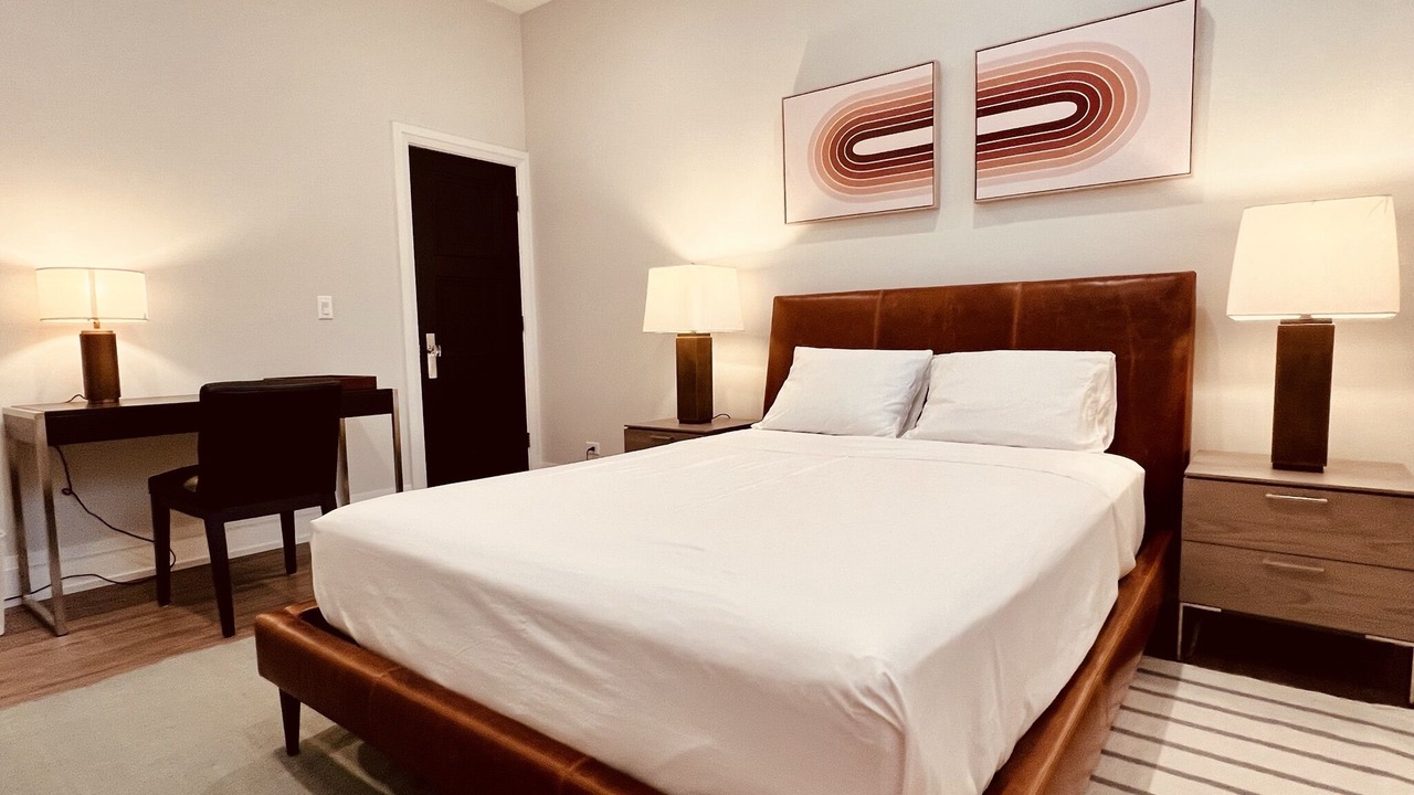 Photo of Bedroom in Near North Side