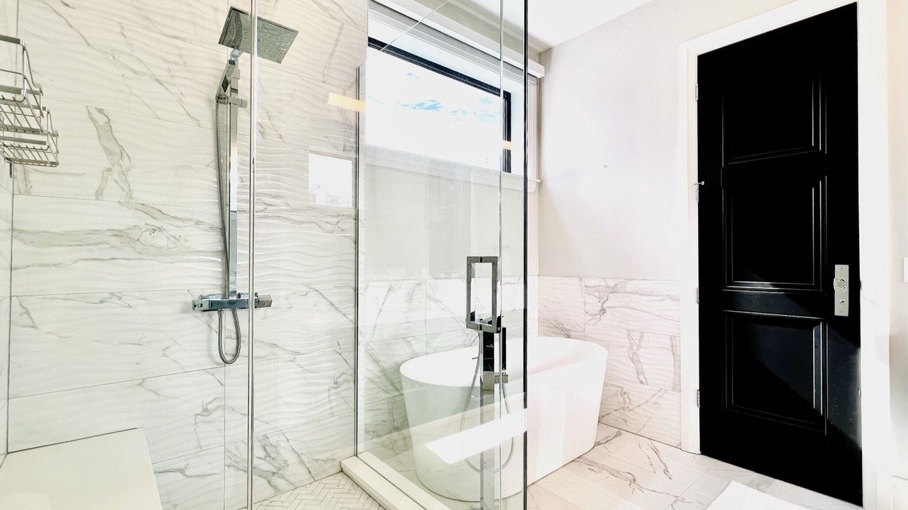 Photo of Bathroom in Near North Side