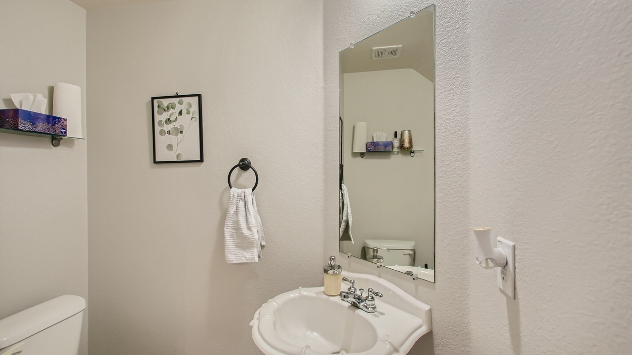 Photo of Bathroom in Lincoln Park