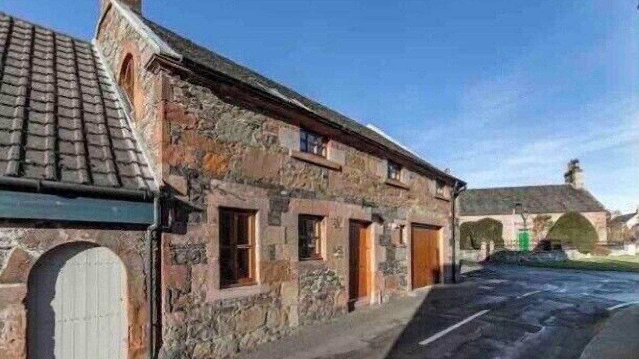 Photo of Outdoor in Melrose