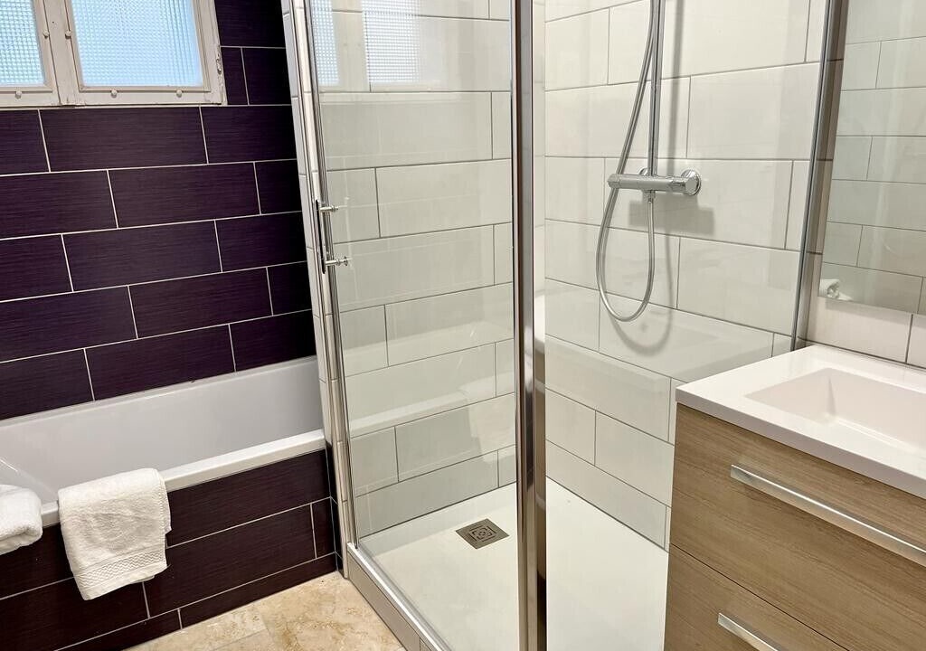 Photo of Bathroom in Aiguillon