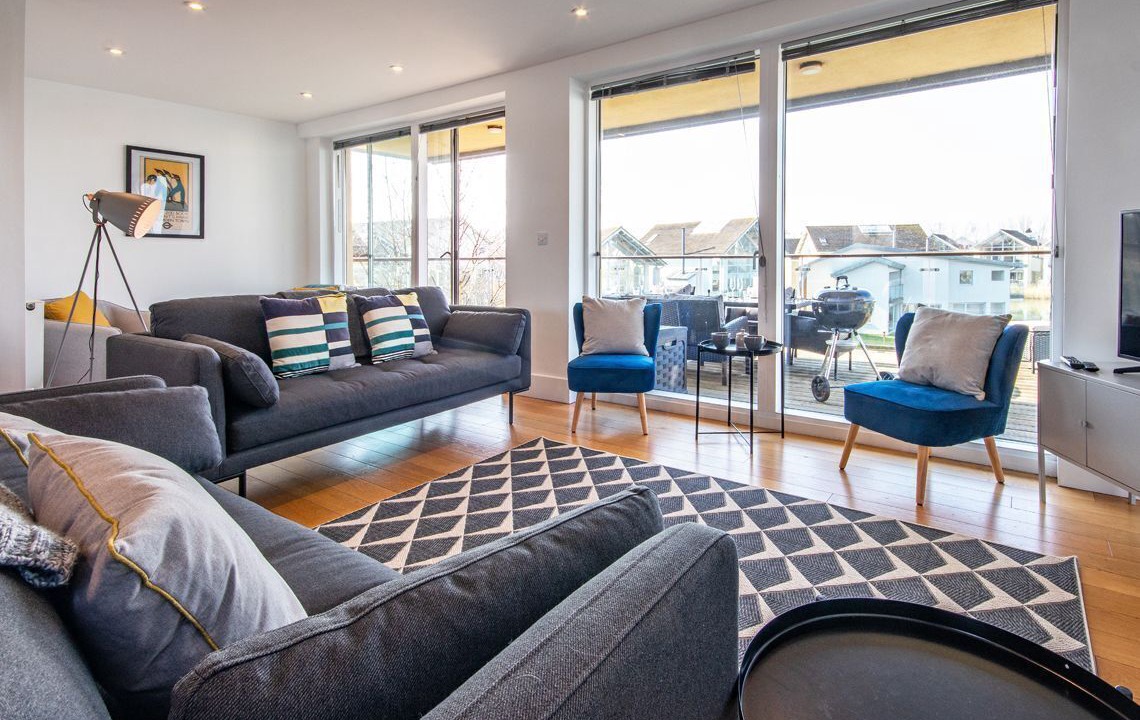 Photo of Livingroom in Cirencester