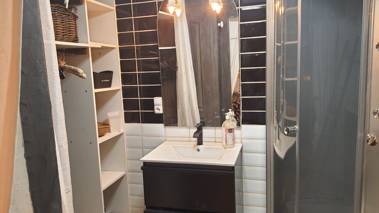 Photo of Bathroom in Montagnac