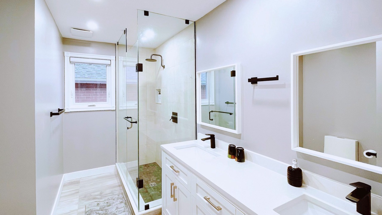 Photo of Bathroom in Barrie