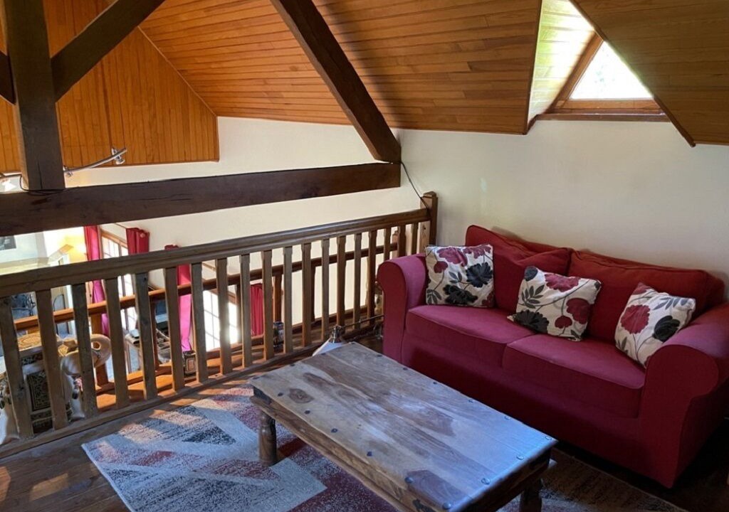 Photo of Livingroom in Saint-Cernin-de-lHerm