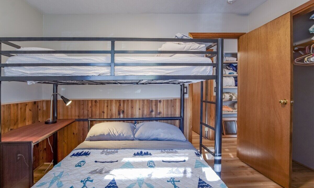 Photo of Bedroom in Packwood