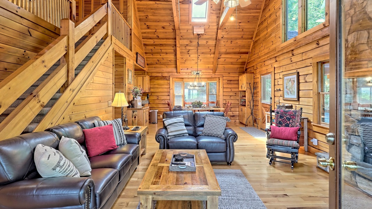 Photo of Livingroom in My Mountain