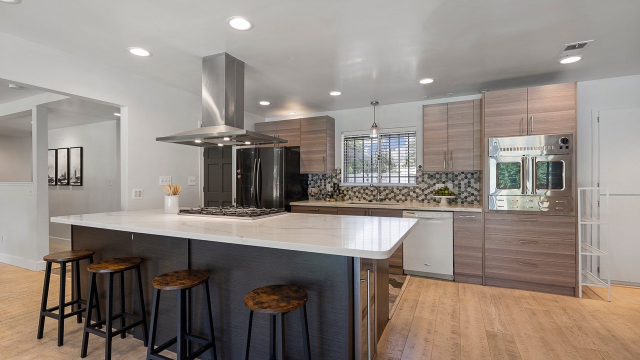 Photo of Kitchen in West Davis Manor