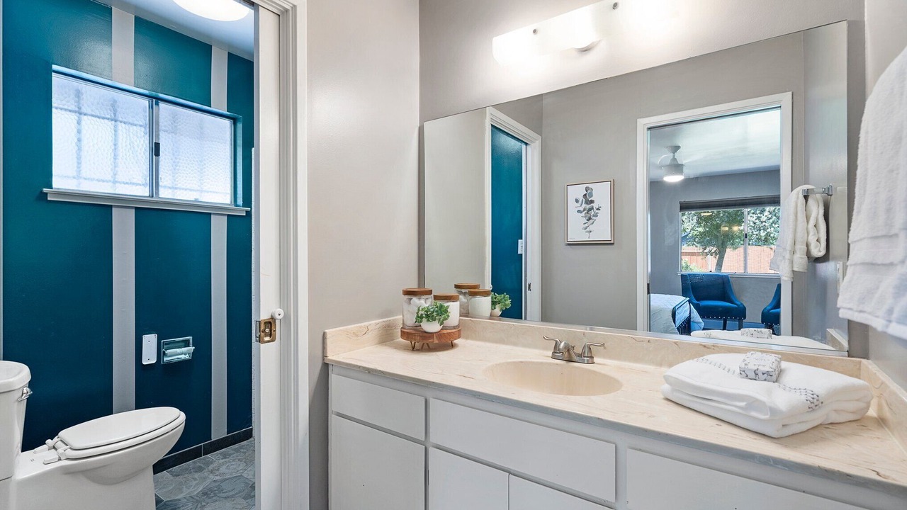 Photo of Bathroom in West Davis Manor