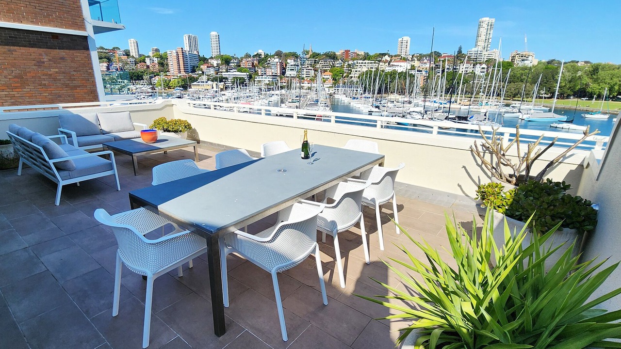 Photo of Outdoor in Elizabeth Bay