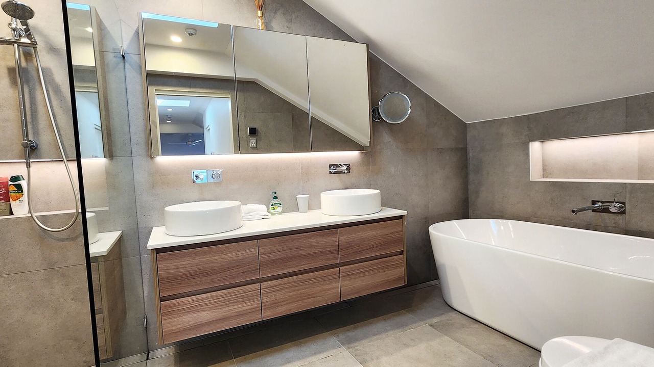 Photo of Bathroom in Elizabeth Bay