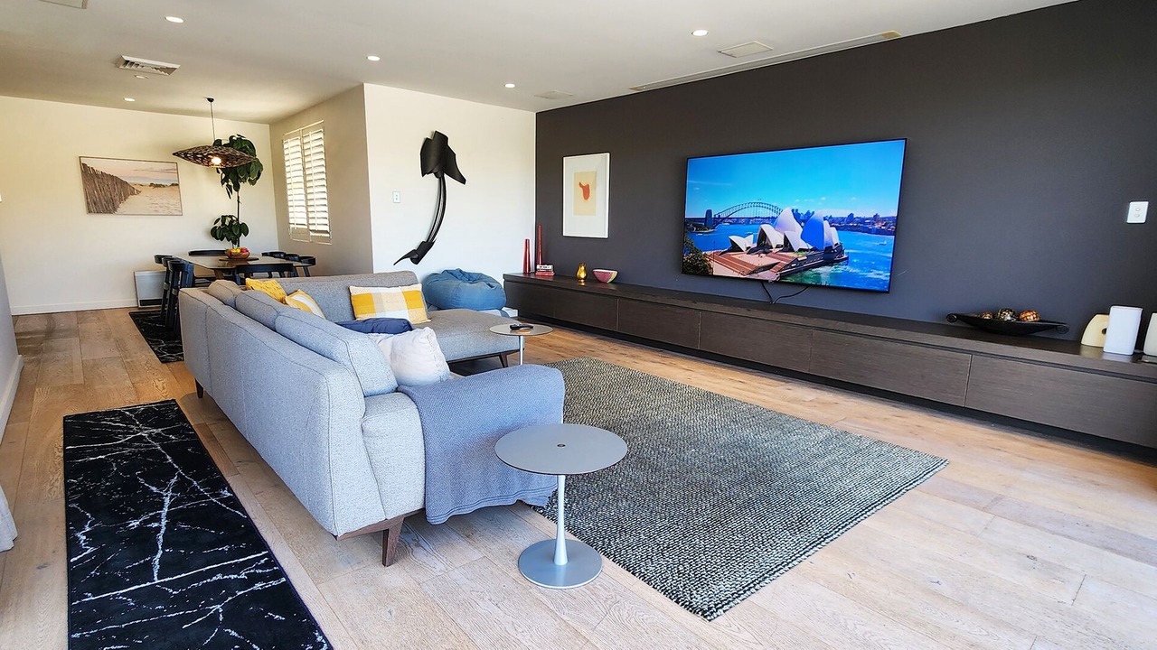 Photo of Others in Elizabeth Bay