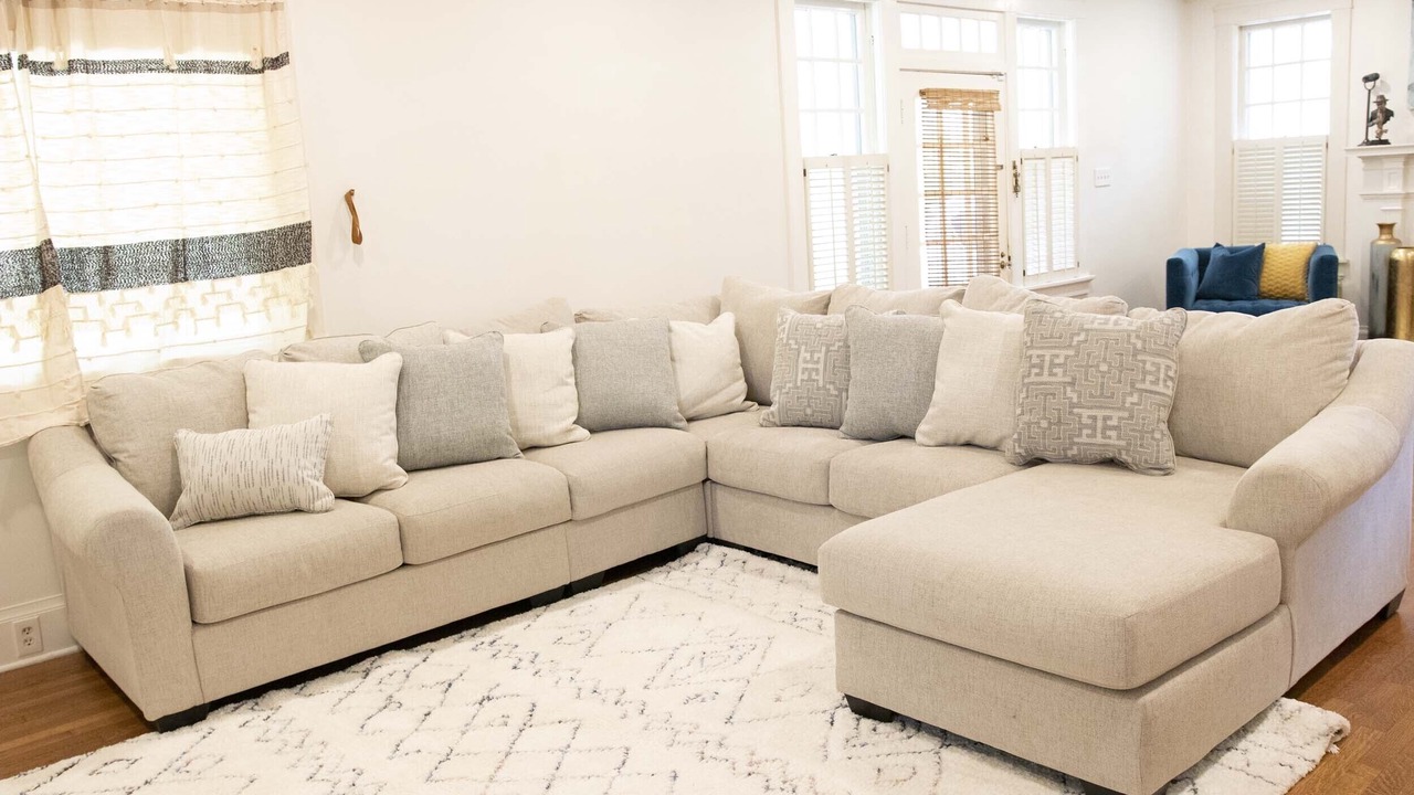 Photo of Livingroom in Crosstown