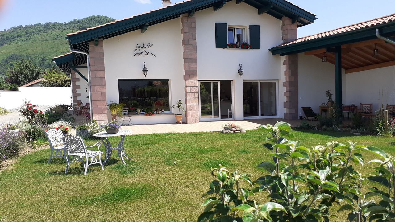 Photo of Outdoor in Ascarat