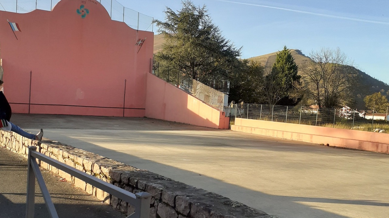 Photo of Others in Ascarat