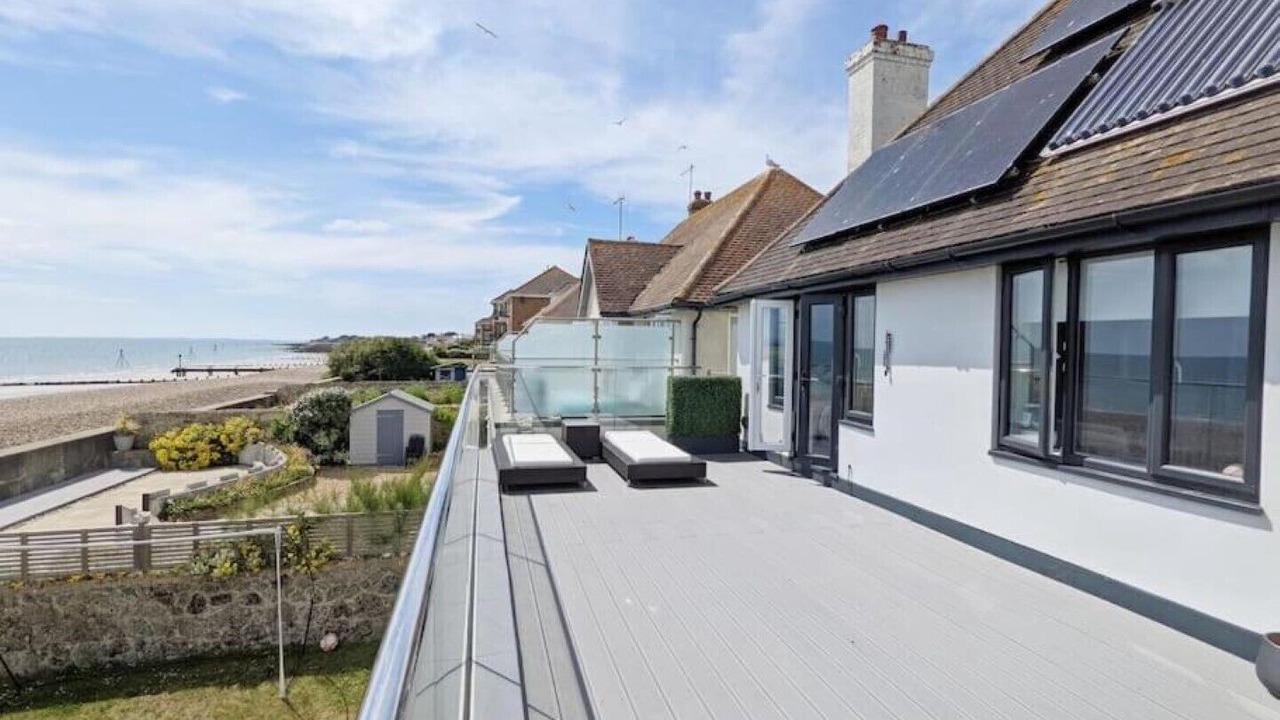 Photo of Outdoor in Middleton-on-Sea