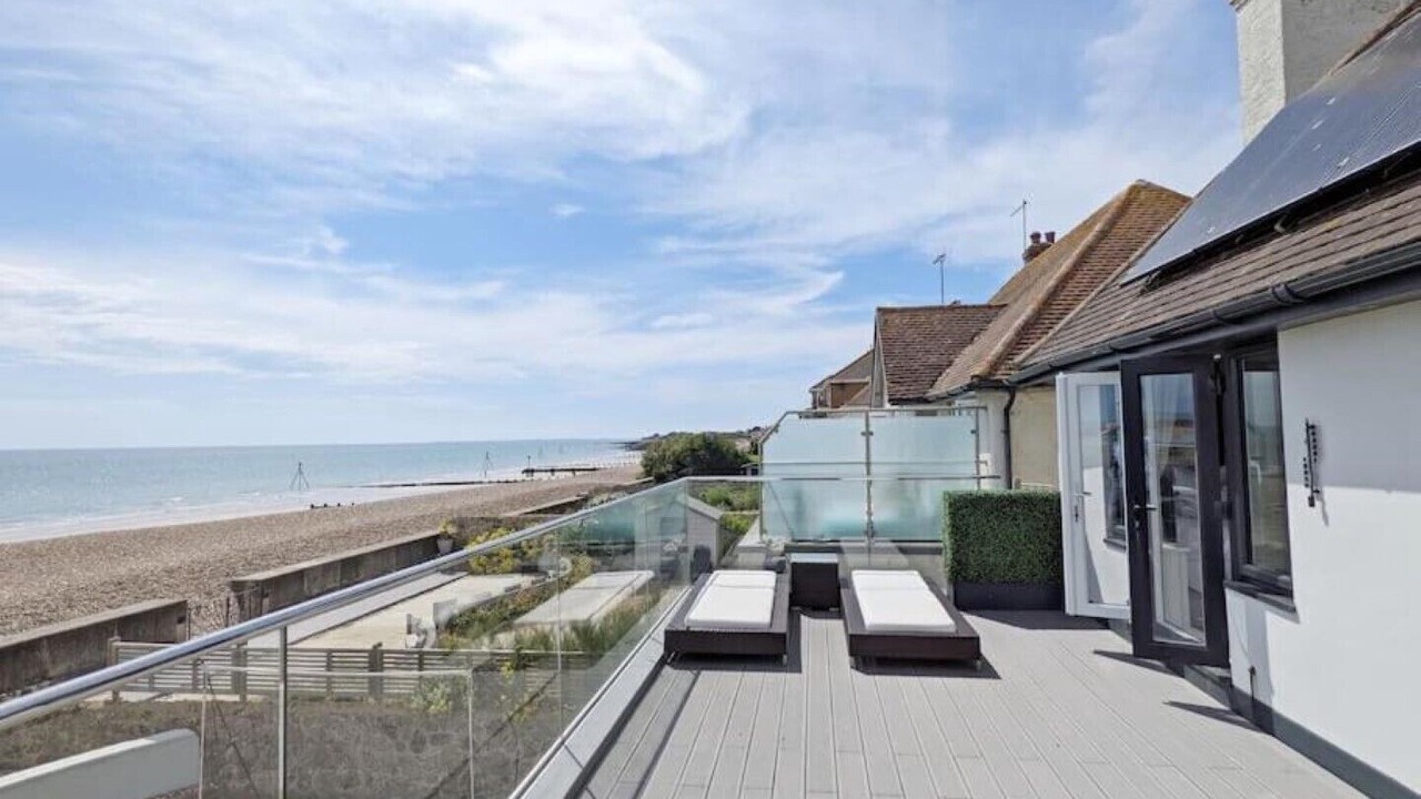 Photo of Outdoor in Middleton-on-Sea