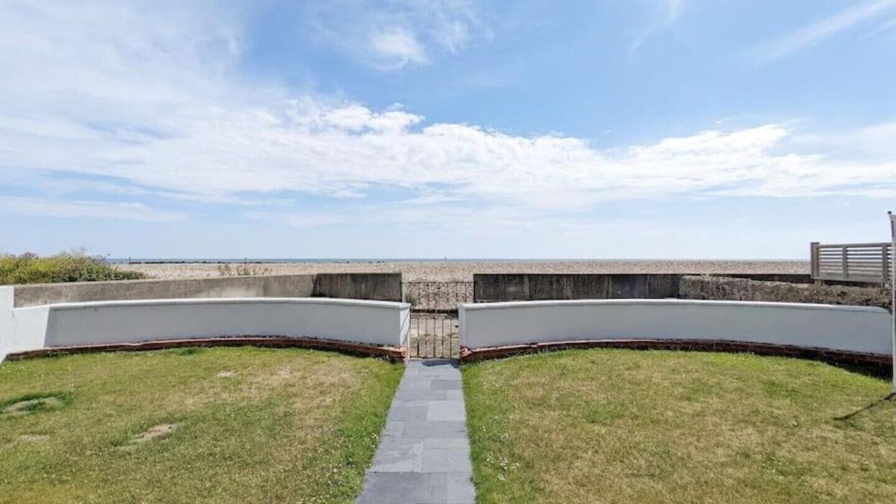 Photo of Outdoor in Middleton-on-Sea