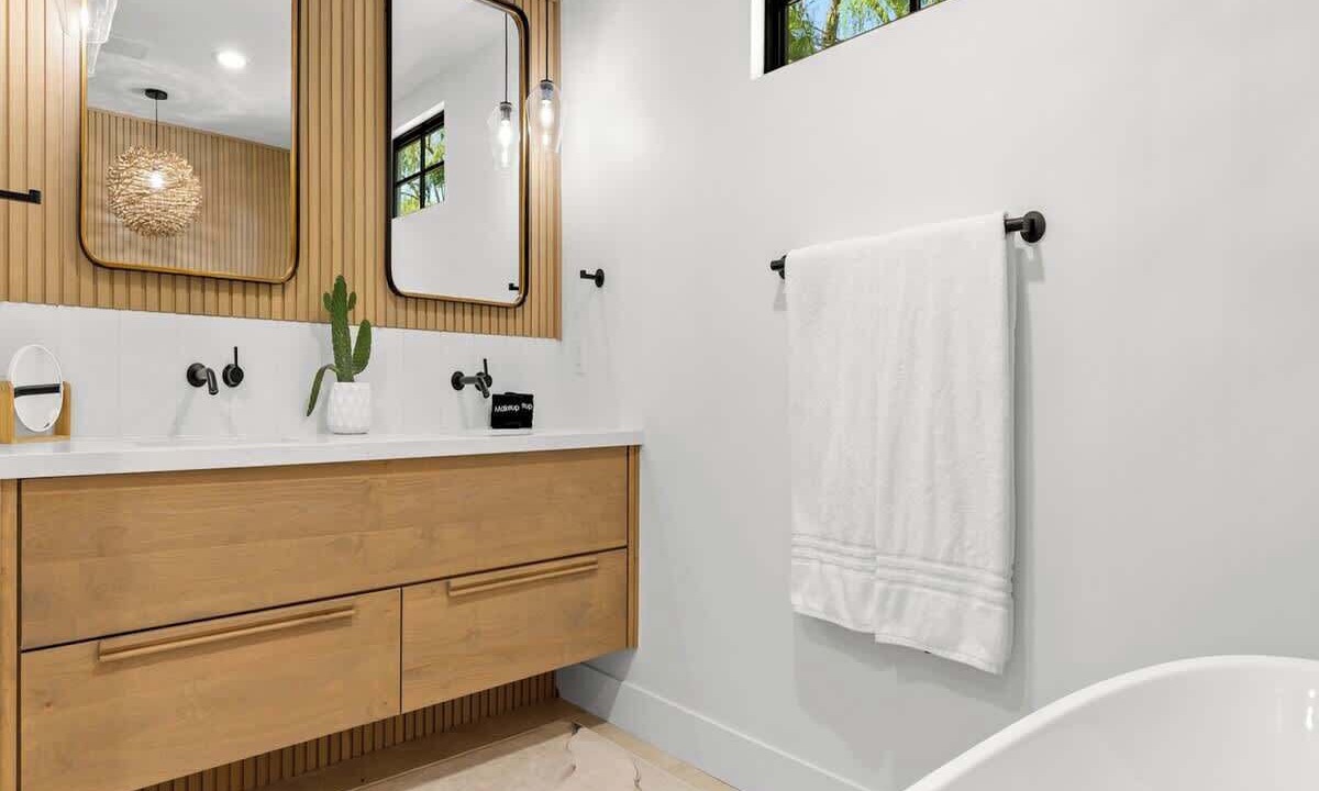 Photo of Bathroom in Mirada Los Arcos