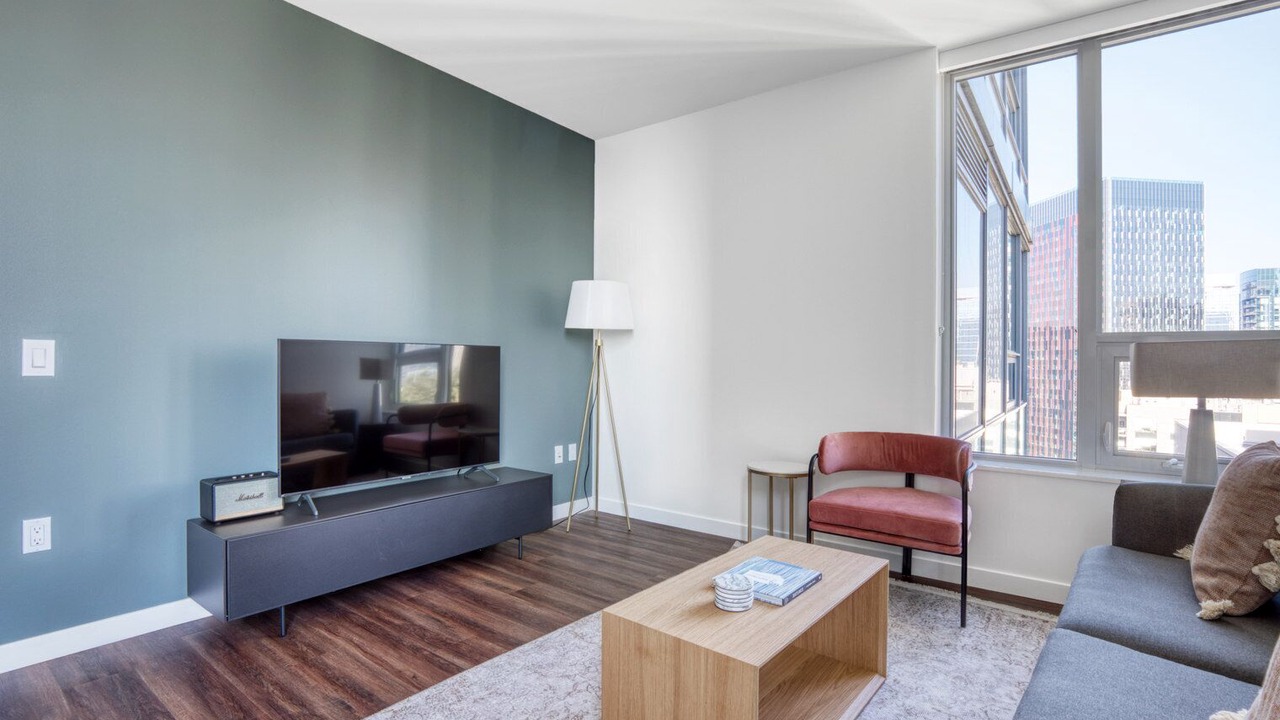 Photo of Livingroom in Belltown