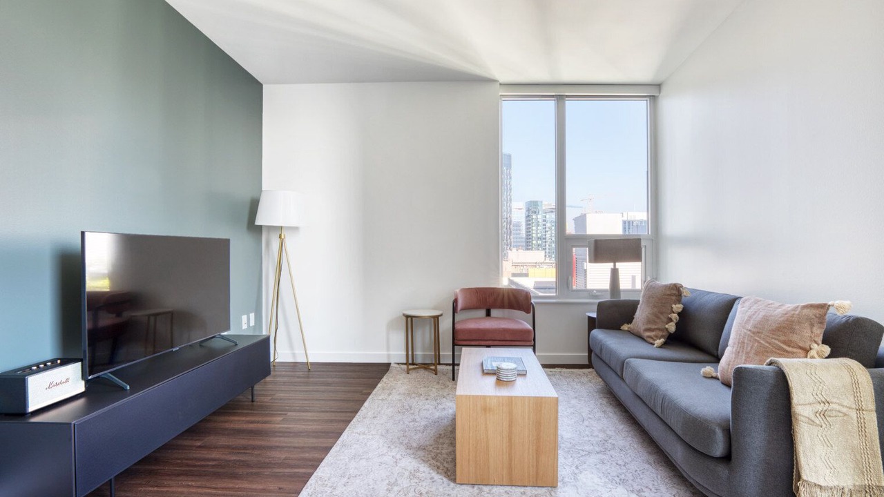 Photo of Livingroom in Belltown
